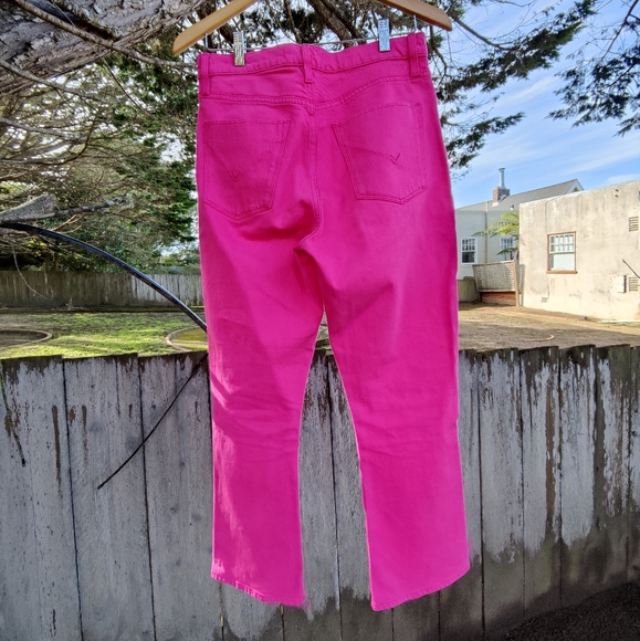 💗 Hudson Mid Rise Flare Jeans 💗 - Picture 4 of 9